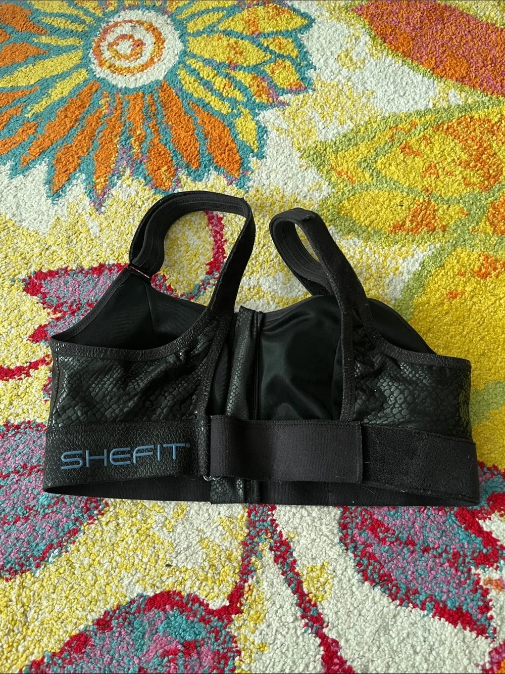 SHEFIT ULTIMATE SPORTS BRA SNAKESKIN SIZE LUXE